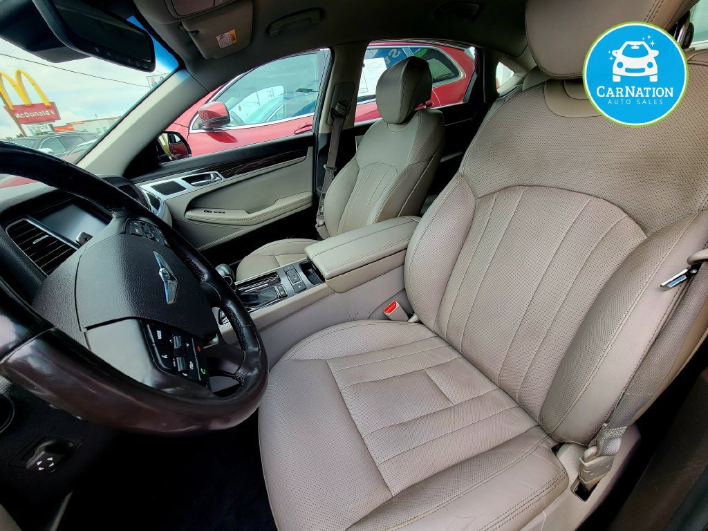 Used 2018 Genesis G80 3.8 AWD/4WD image 12