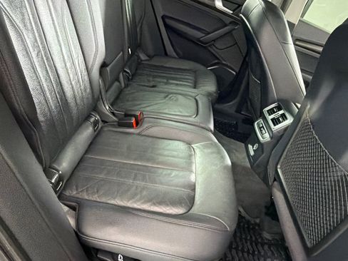 Used 2018 Audi Q5 2.0T Premium Plus w/ Premium Plus Package AWD/4WD image 20