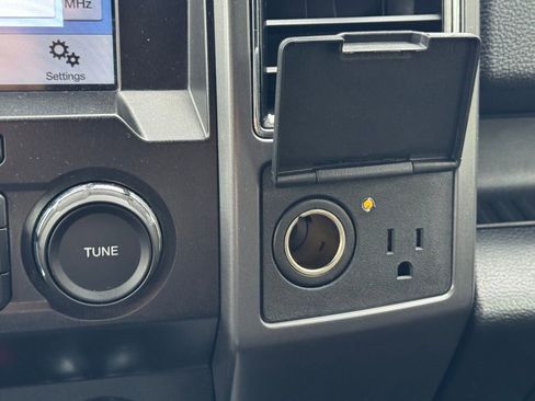 Used 2019 Ford F150 XLT w/ Equipment Group 302A Luxury image 25