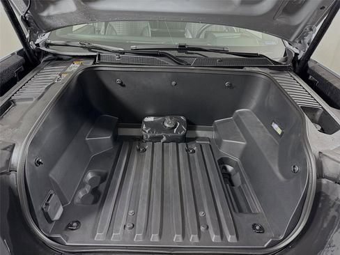 Used 2024 GMC Sierra EV Denali image 24