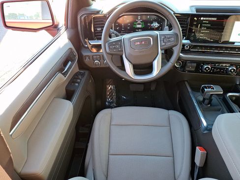 Certified 2026 GMC Sierra 1500 SLT w/ SLT Premium Plus Package AWD/4WD image 10