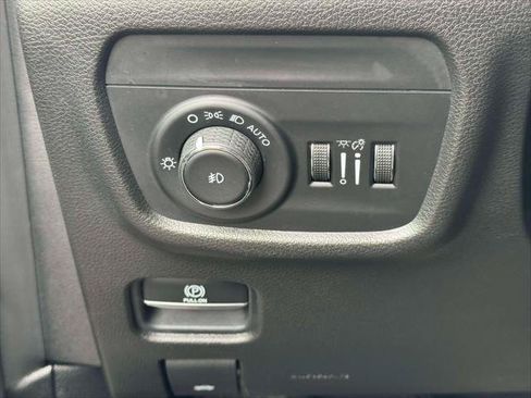 Used 2021 Jeep Grand Cherokee L Limited AWD/4WD image 21