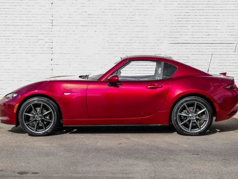 Used 2019 MAZDA MX-5 Miata RF Grand Touring image 8
