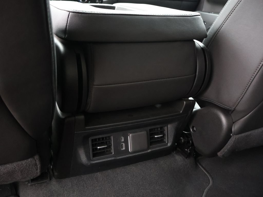 Certified 2025 GMC Sierra 2500 SLT AWD/4WD image 10