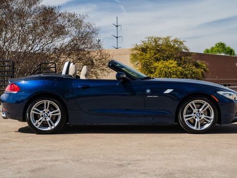 Used 2011 BMW Z4 sDrive35i image 53