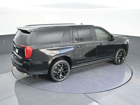Used 2021 GMC Yukon XL Denali w/ Denali Premium Package image 55