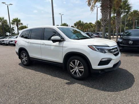 Used 2017 Honda Pilot EX-L image 11