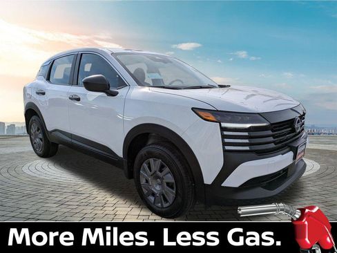 New 2026 Nissan Kicks S image 2