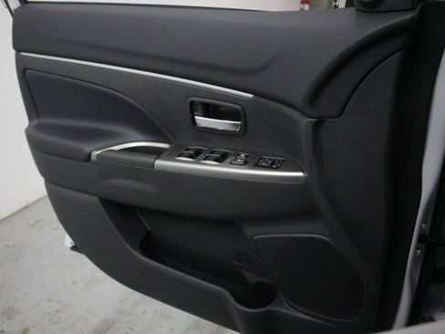 New 2026 Mitsubishi Outlander Sport SE AWD/4WD image 15