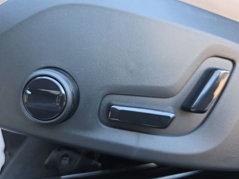 New 2026 Volvo XC60 T8 Plus w/ Protection Package Premier image 39