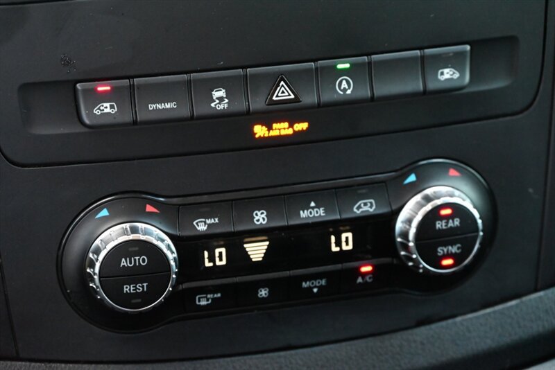 Used 2020 Mercedes-Benz Metris Passenger image 37