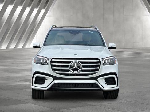 New 2026 Mercedes-Benz GLS 580 4MATIC image 9