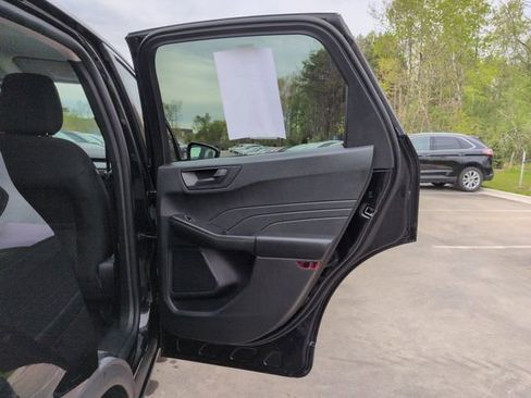 Certified 2023 Ford Escape Active AWD/4WD image 25
