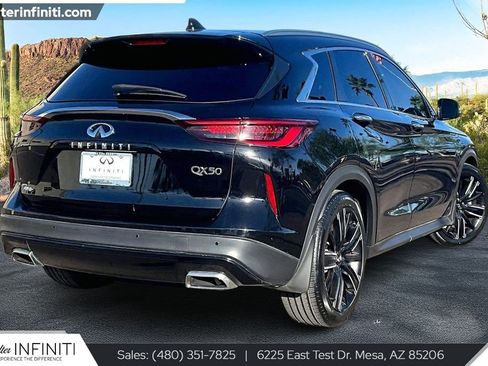 Used 2021 INFINITI QX50 Luxe w/ Appearance Package image 2