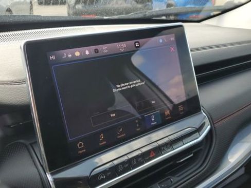 Used 2022 Jeep Compass Trailhawk w/ Trailhawk Elite Group image 16