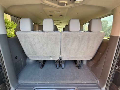 Used 2018 Nissan NV 3500 SV w/ Navigation Package image 30