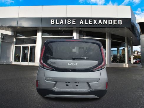 Used 2023 Kia Soul LX w/ Option Group 015 image 6