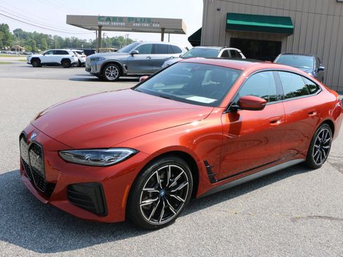 Used 2023 BMW i4 eDrive40 w/ M Sport Package RWD image 1