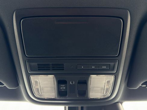 Used 2017 Honda Accord Touring image 32