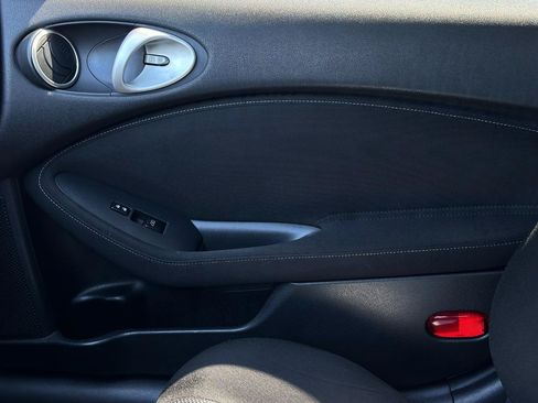Used 2014 Nissan 370Z Coupe w/ Sport Package RWD image 23