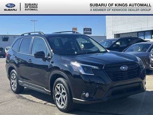 Certified 2023 Subaru Forester Premium image 1