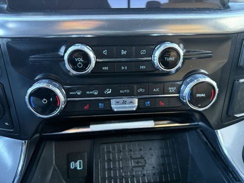 Used 2023 Ford F150 Lariat w/ Equipment Group 502A High image 25