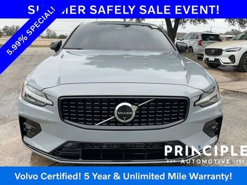 Certified 2025 Volvo S60 B5 Plus FWD image 3