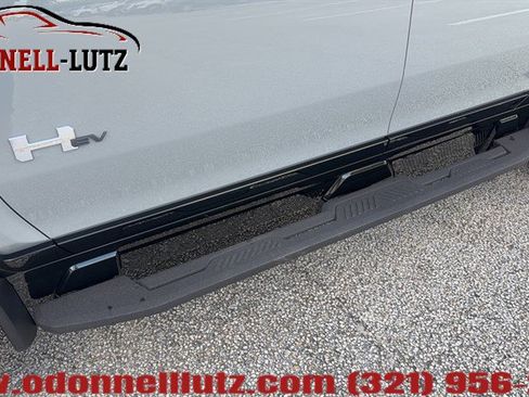 Used 2025 GMC Hummer EV 3X AWD/4WD image 37