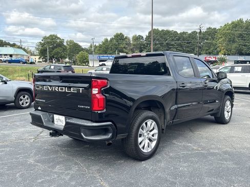 Used 2022 Chevrolet Silverado 1500 Custom w/ Safety Confidence Package RWD image 7