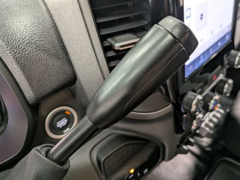 Used 2025 RAM 2500 Tradesman w/ Chrome Appearance Group AWD/4WD image 20