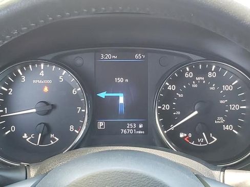 Used 2018 Nissan Rogue SL w/ Premium Package FWD image 19
