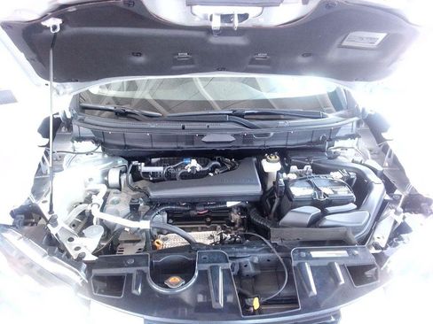 Used 2020 Nissan Rogue SV FWD image 23