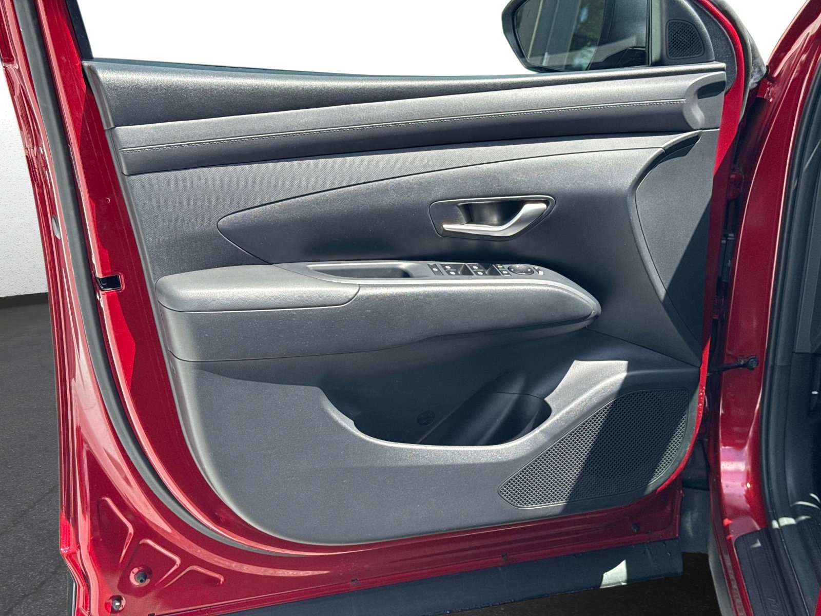 Used 2025 Hyundai Tucson SEL FWD image 19