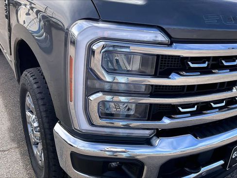 New 2026 Ford F250 Lariat w/ Lariat Ultimate Package image 13