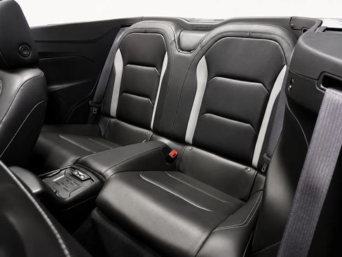 Used 2017 Chevrolet Camaro SS RWD image 16
