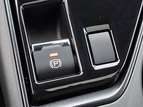 Certified 2025 Subaru Crosstrek 2.5i Sport image 24