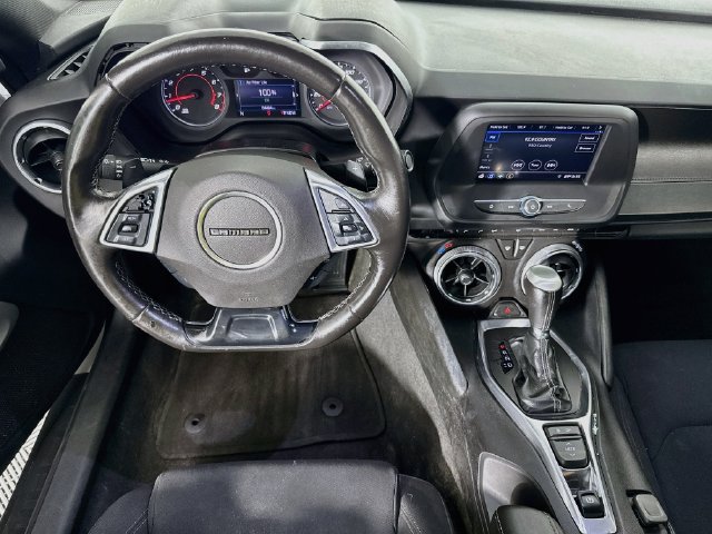 Used 2020 Chevrolet Camaro LT RWD image 14