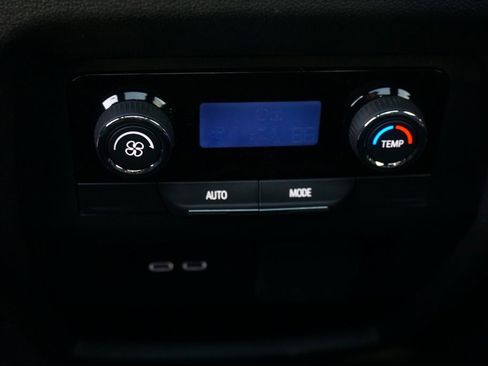 New 2026 Chevrolet Traverse LT w/ Sun and Wheel Package image 28