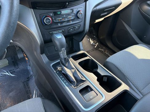 Used 2017 Ford Escape SE FWD image 16
