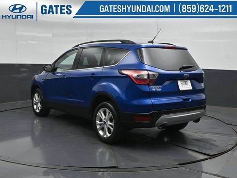 Used 2018 Ford Escape SE AWD/4WD image 8