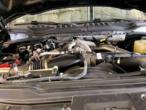 Used 2022 Ford F250 Lariat w/ Lariat Ultimate Package AWD/4WD image 27