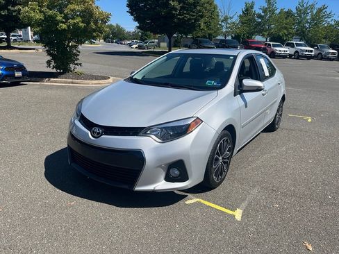 Used 2014 Toyota Corolla S FWD image 3