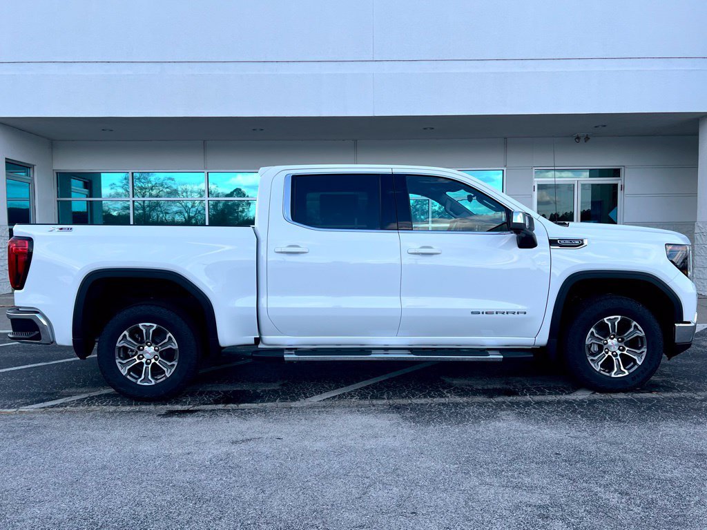 New 2026 GMC Sierra 1500 SLE AWD/4WD image 3