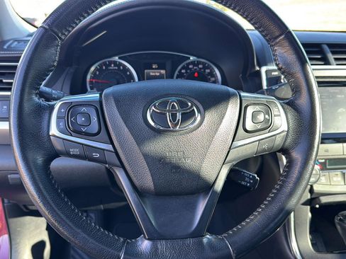 Used 2016 Toyota Camry XSE image 17