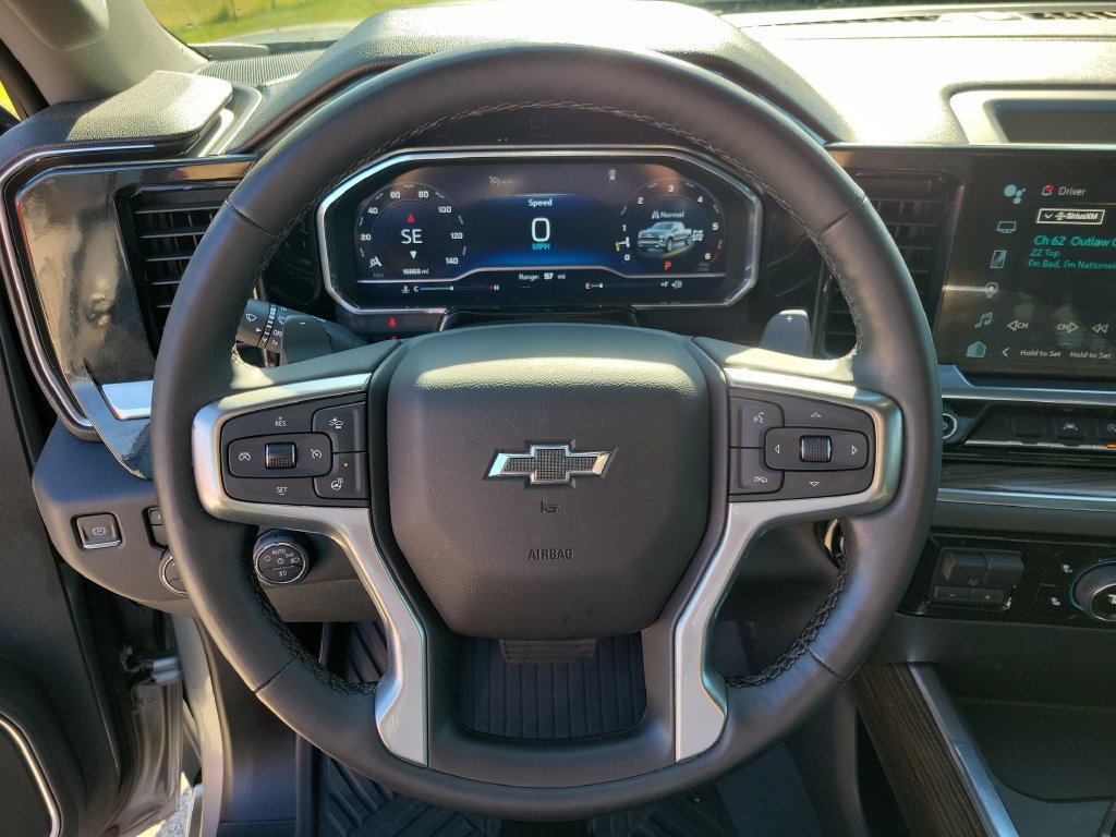 Used 2023 Chevrolet Silverado 1500 RST AWD/4WD image 23