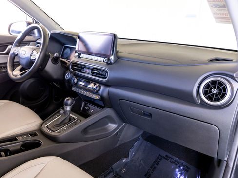 Used 2023 Hyundai Kona Limited image 28