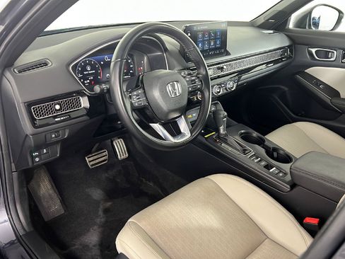 Used 2023 Honda Civic Sport Touring image 2