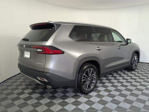 Certified 2026 Toyota Grand Highlander AWD Hybrid image 5