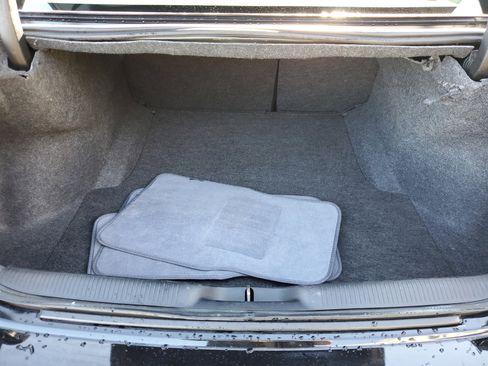 Used 2022 Dodge Charger SXT w/ Leather Interior Group image 11