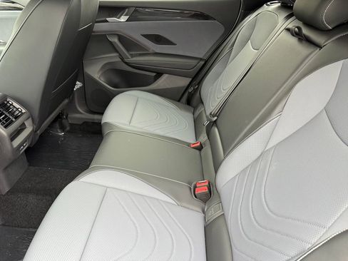 New 2026 Volkswagen Tiguan SE R-Line FWD image 25
